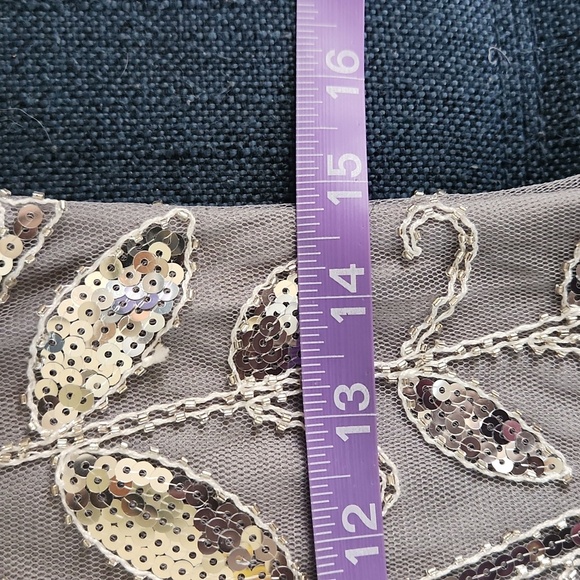 Elegant Silver Flapper Dress - Picture 8 of 8